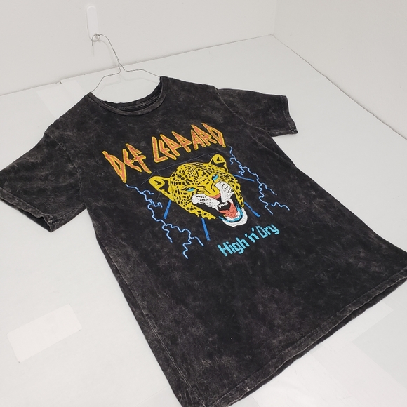 Def Leppard Blue Eye High n Dry t-shirt Men's Medium Fitted acid wash black - Picture 7 of 7